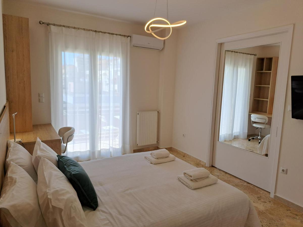 Luxury Suite 帕特雷 外观 照片