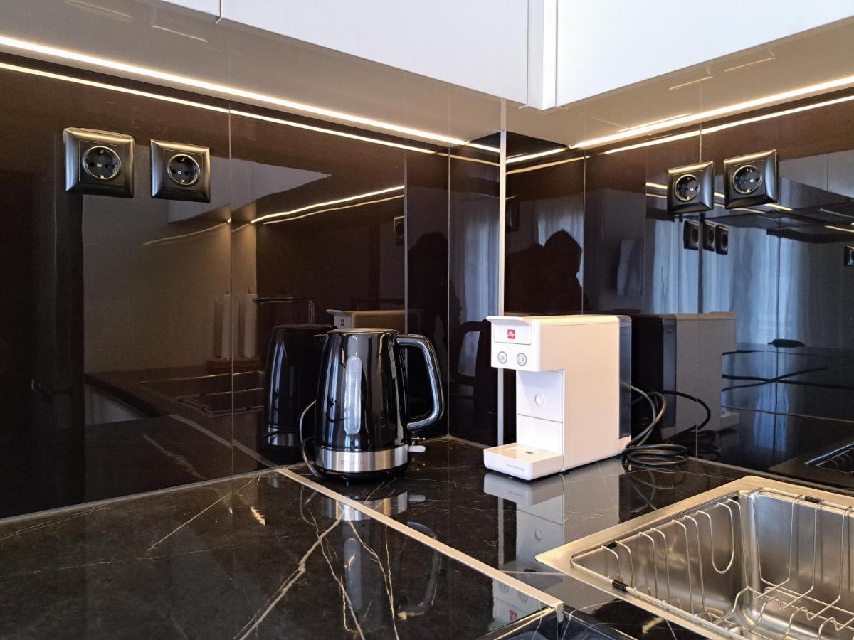 Luxury Suite 帕特雷 外观 照片