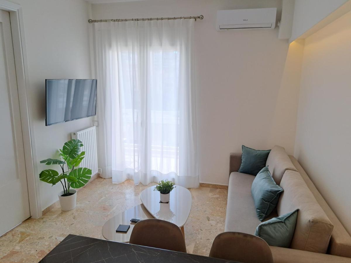 Luxury Suite 帕特雷 外观 照片